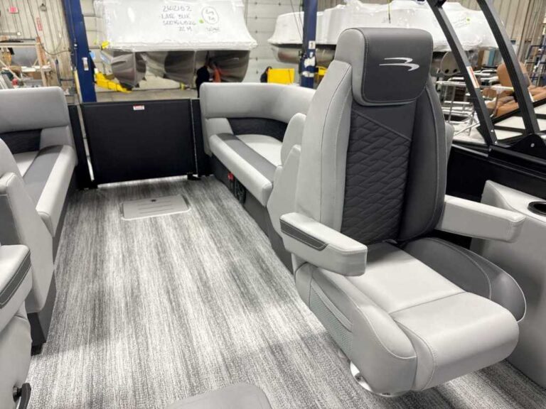 2026 Bennington 23SSR - ESP - Limited Edition US-ETWS9821K526 [photo 17]